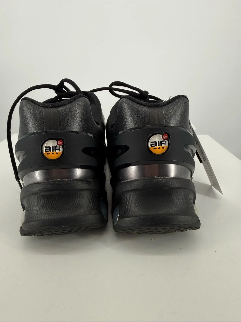 Nike Air Max Women’s Black/Gray Running Sneakers